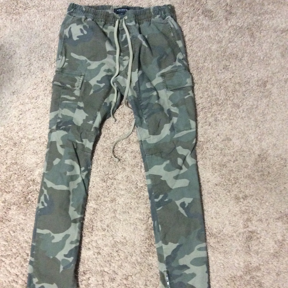 Fatigue skinny pants